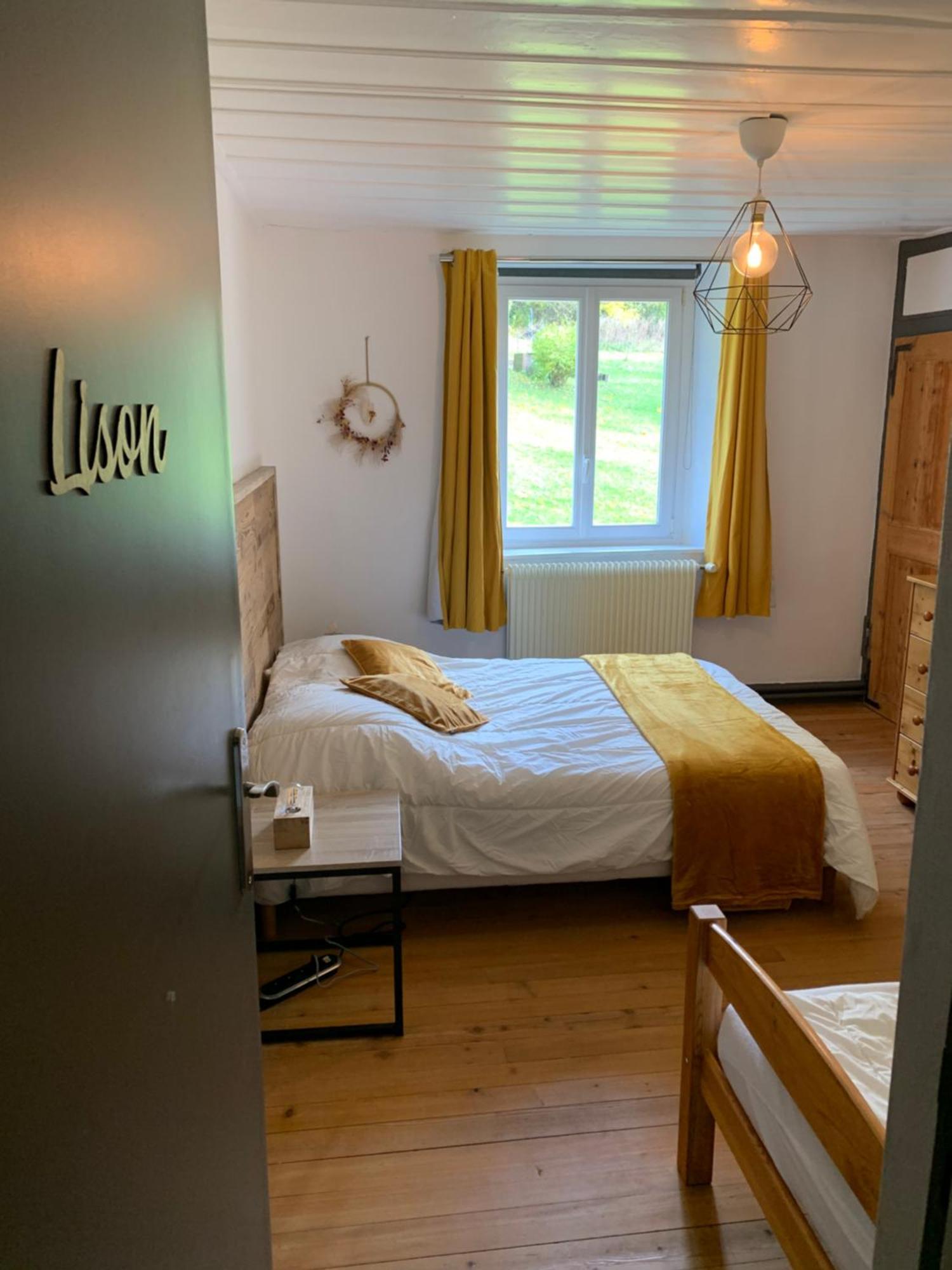 Ancienne Ferme Comtoise 4 Etoiles, 11 Personnes Lac St-Point/Mont D'Or Montperreux Kültér fotó